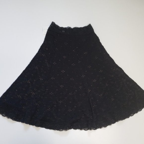 NWT CAbi Black Nude Lace Eyelet Skirt XS - Picture 5 of 6